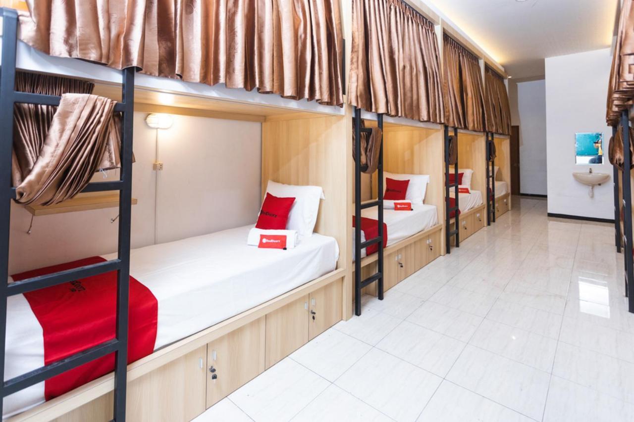 Reddoorz Hostel @ Malang City Center 2 Εξωτερικό φωτογραφία